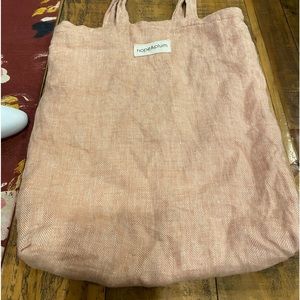 Hope & Plum tote bag, orangish-pink salmon color, excellent condition